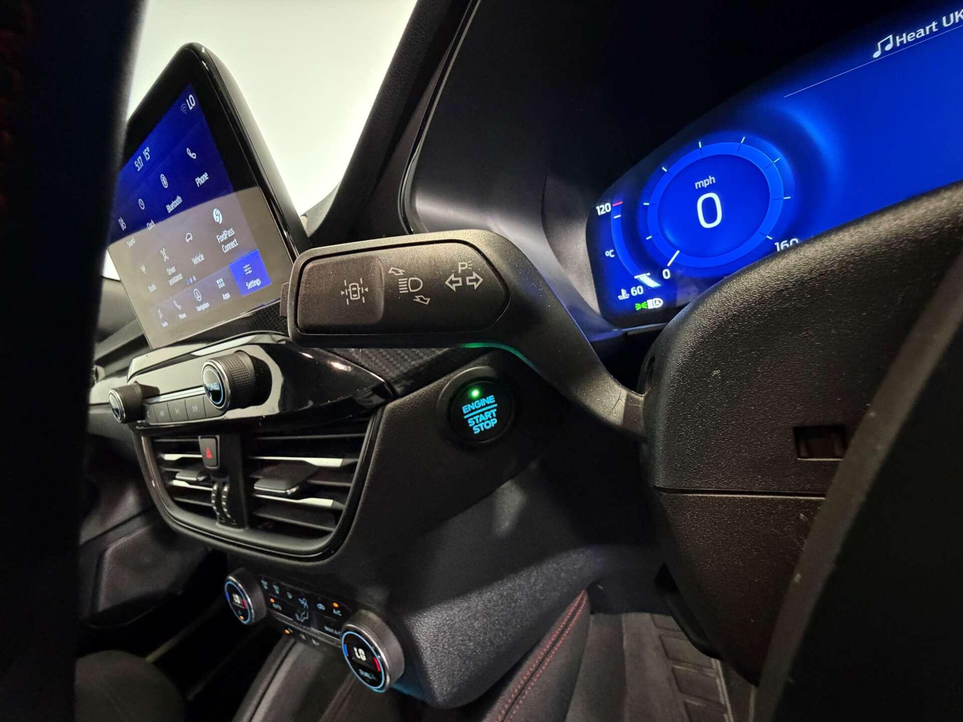 Ford Kuga view 35