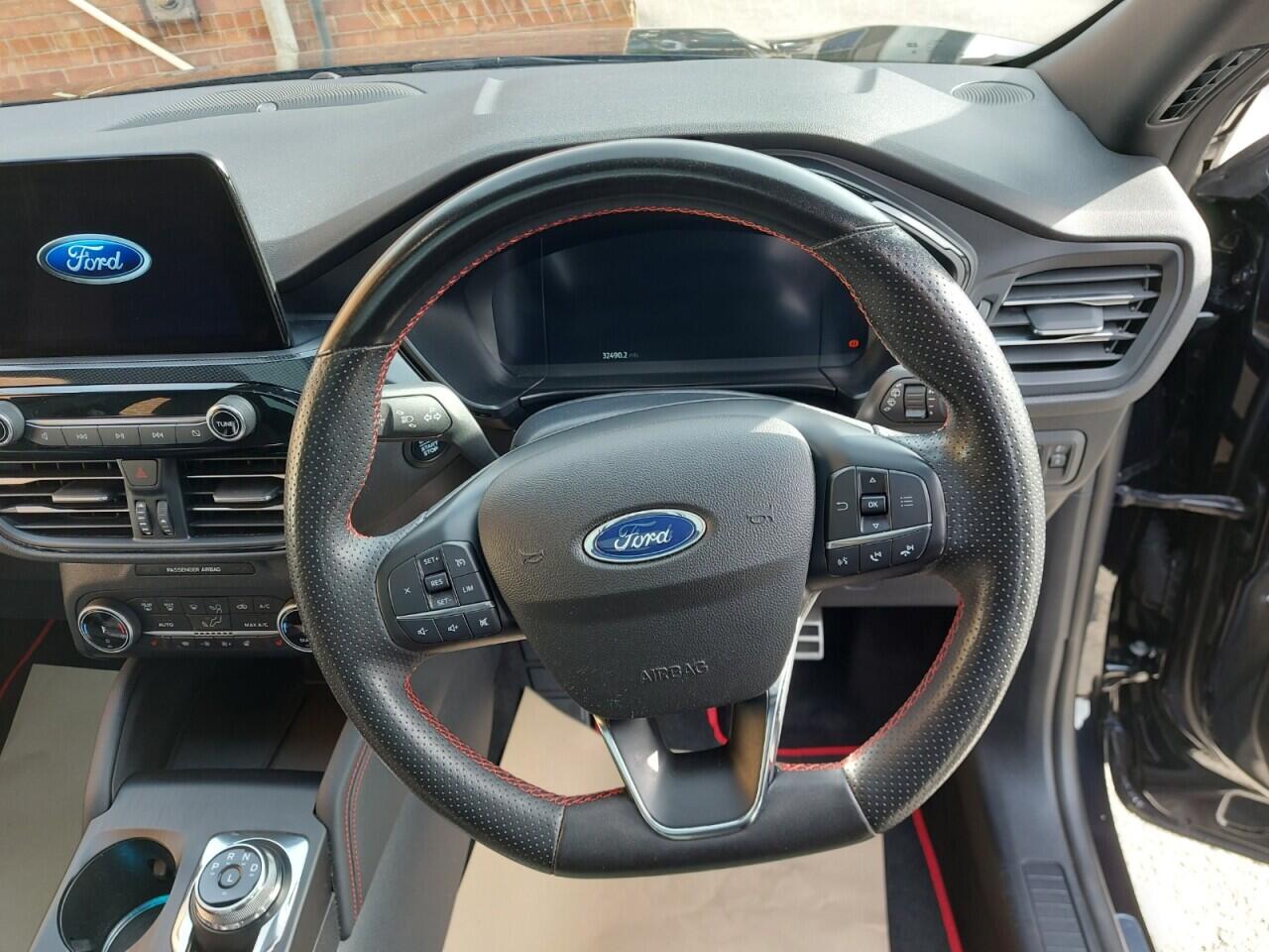 Ford Kuga view 6