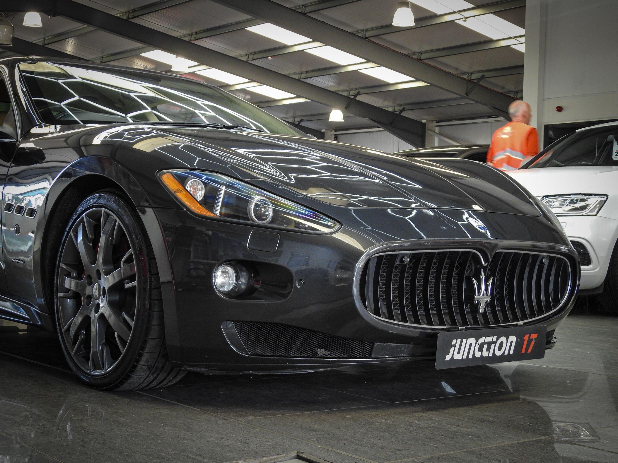 Maserati Granturismo view 12