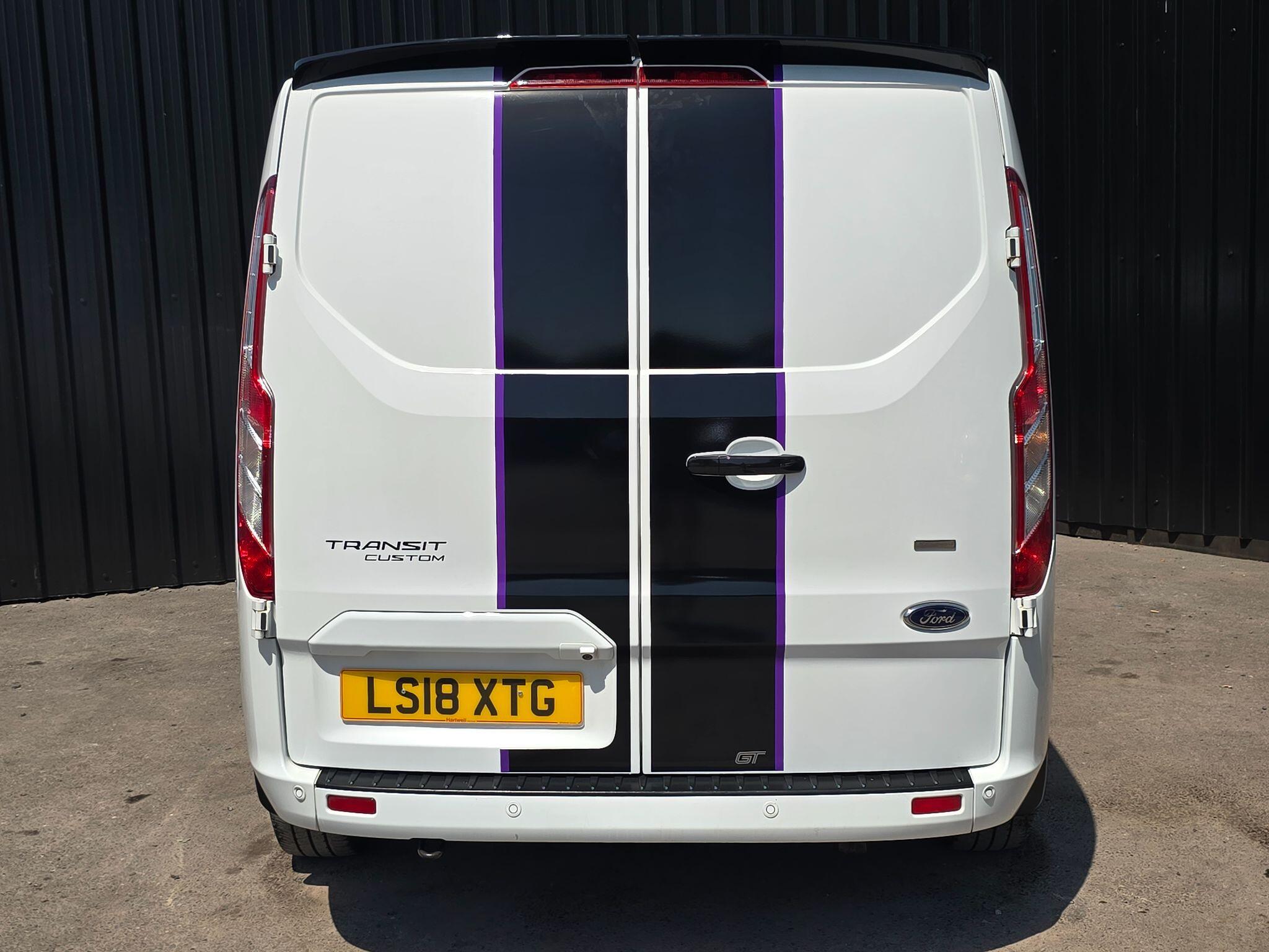 Ford Transit Custom view 5