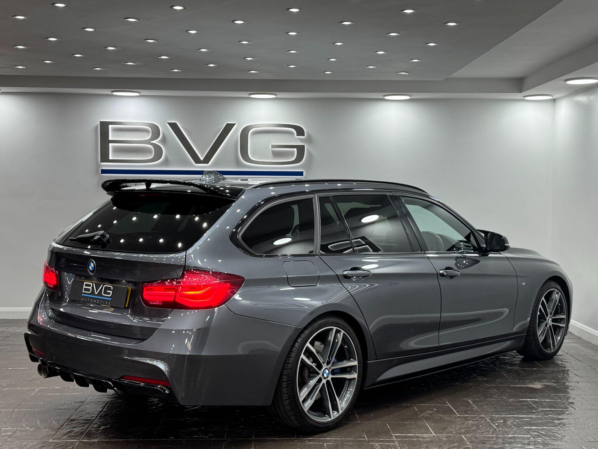 BMW 3 Series view 16