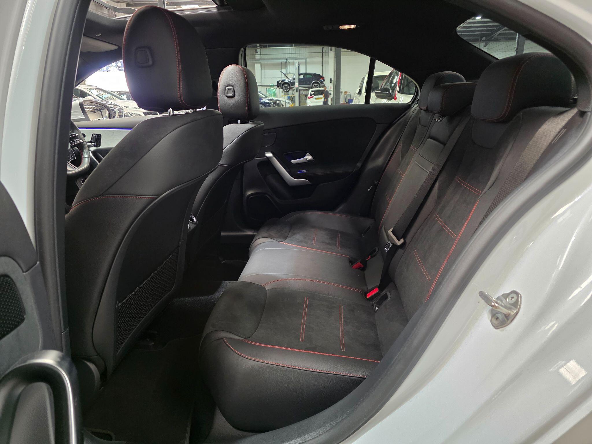 Mercedes-Benz A-Class view 28