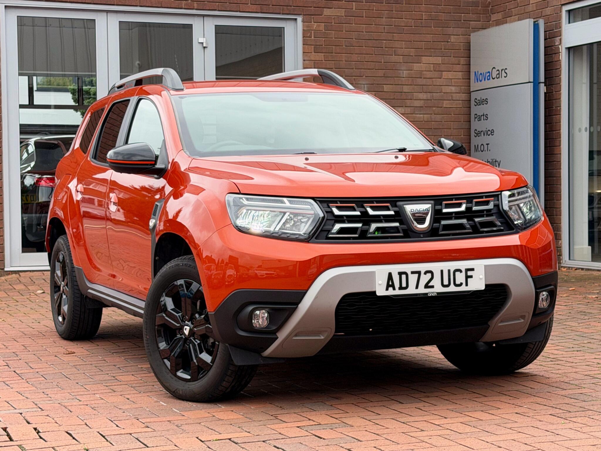 Dacia Duster view 35