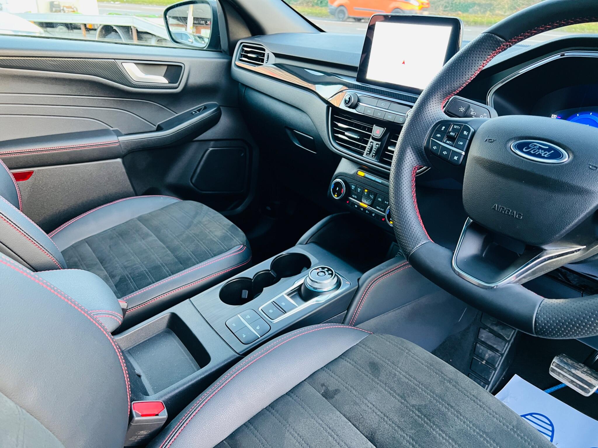2023 Ford Kuga 2.5 EcoBoost Duratec 14.4kWh ST-Line X CVT Euro 6 (s/s) 5dr • 23,532 miles image 18