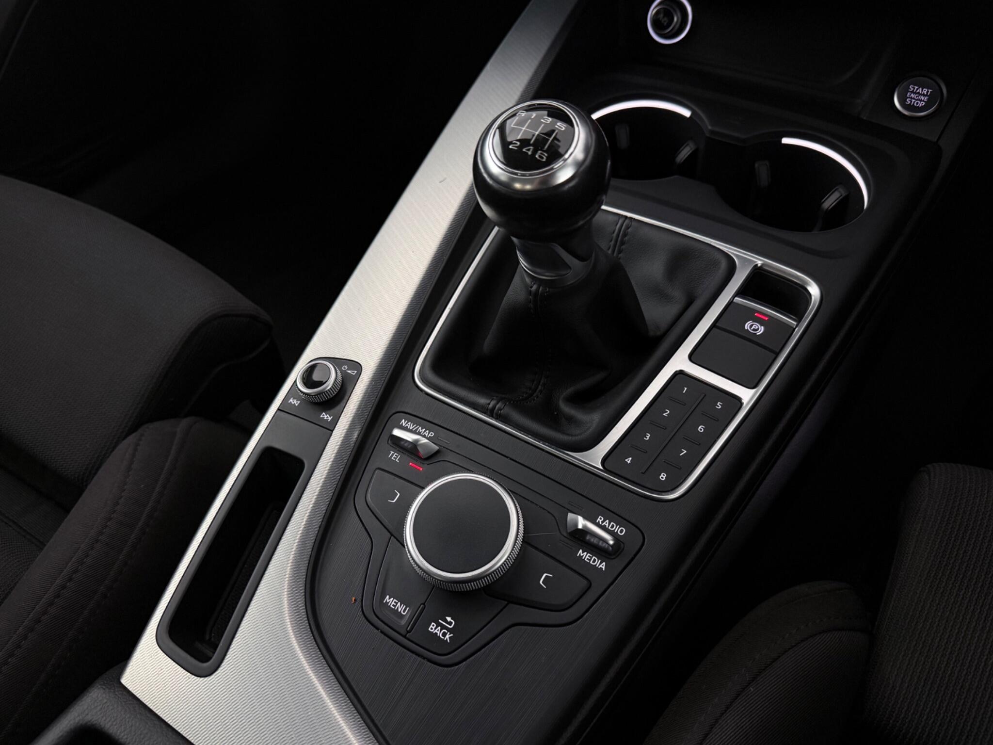 Audi A4 view 18