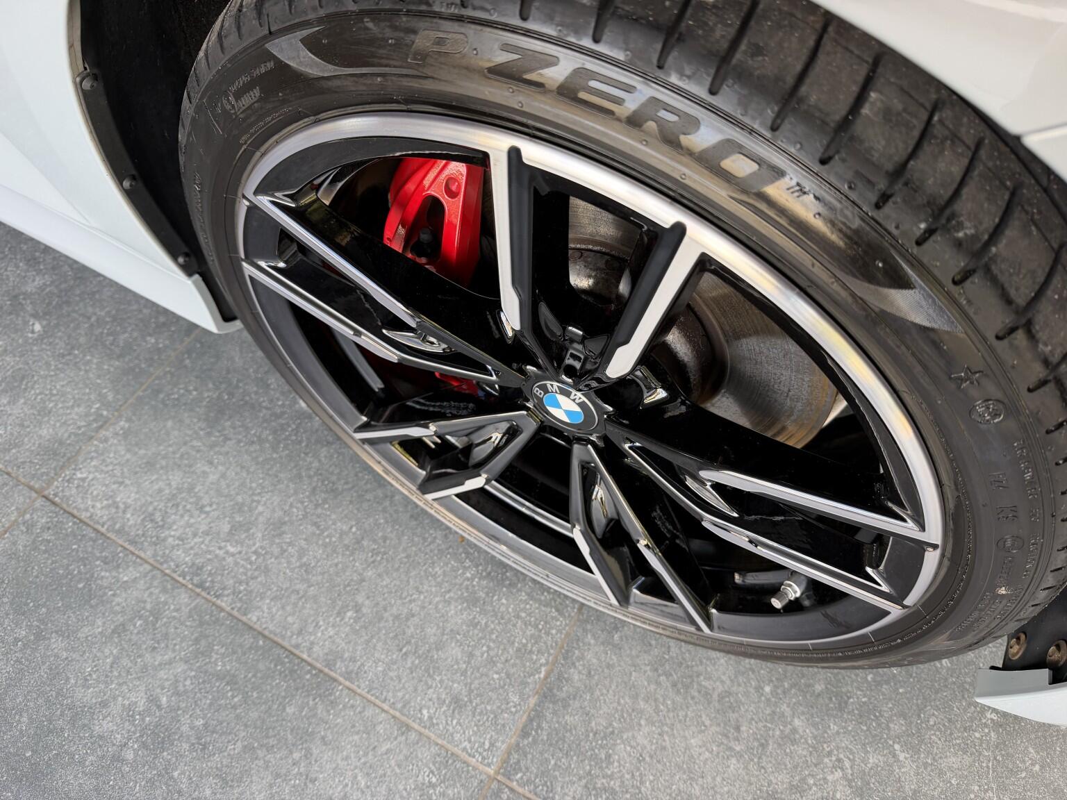 BMW 3 Series view 41