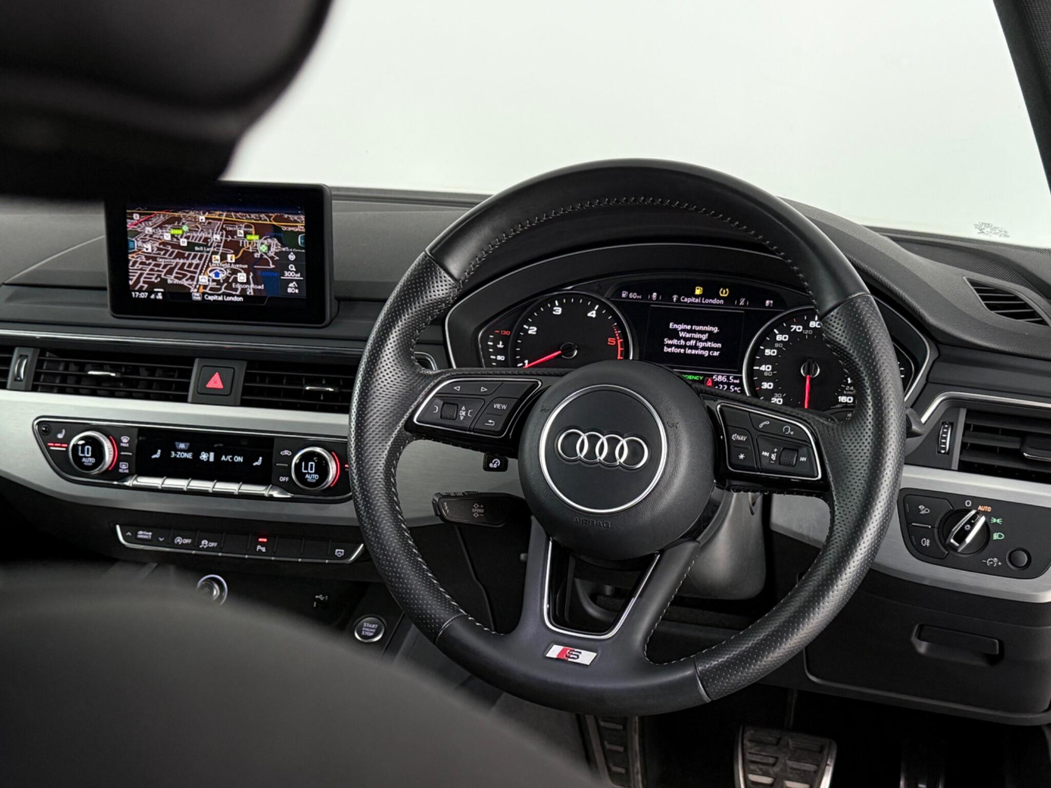 Audi A4 view 17