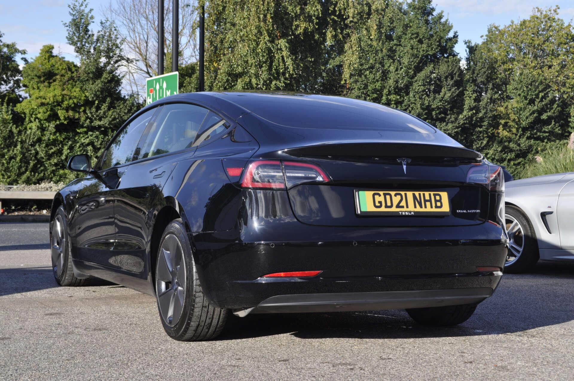 Tesla Model 3 view 23