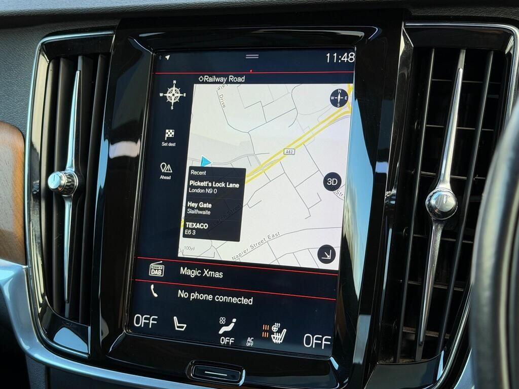 Volvo S90 view 35