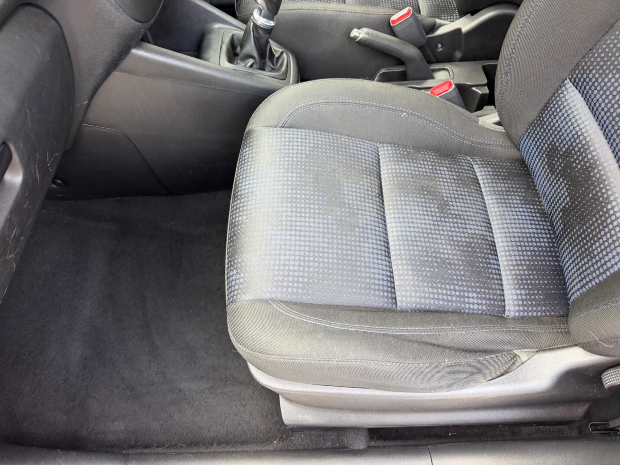 Hyundai Ix20 view 18