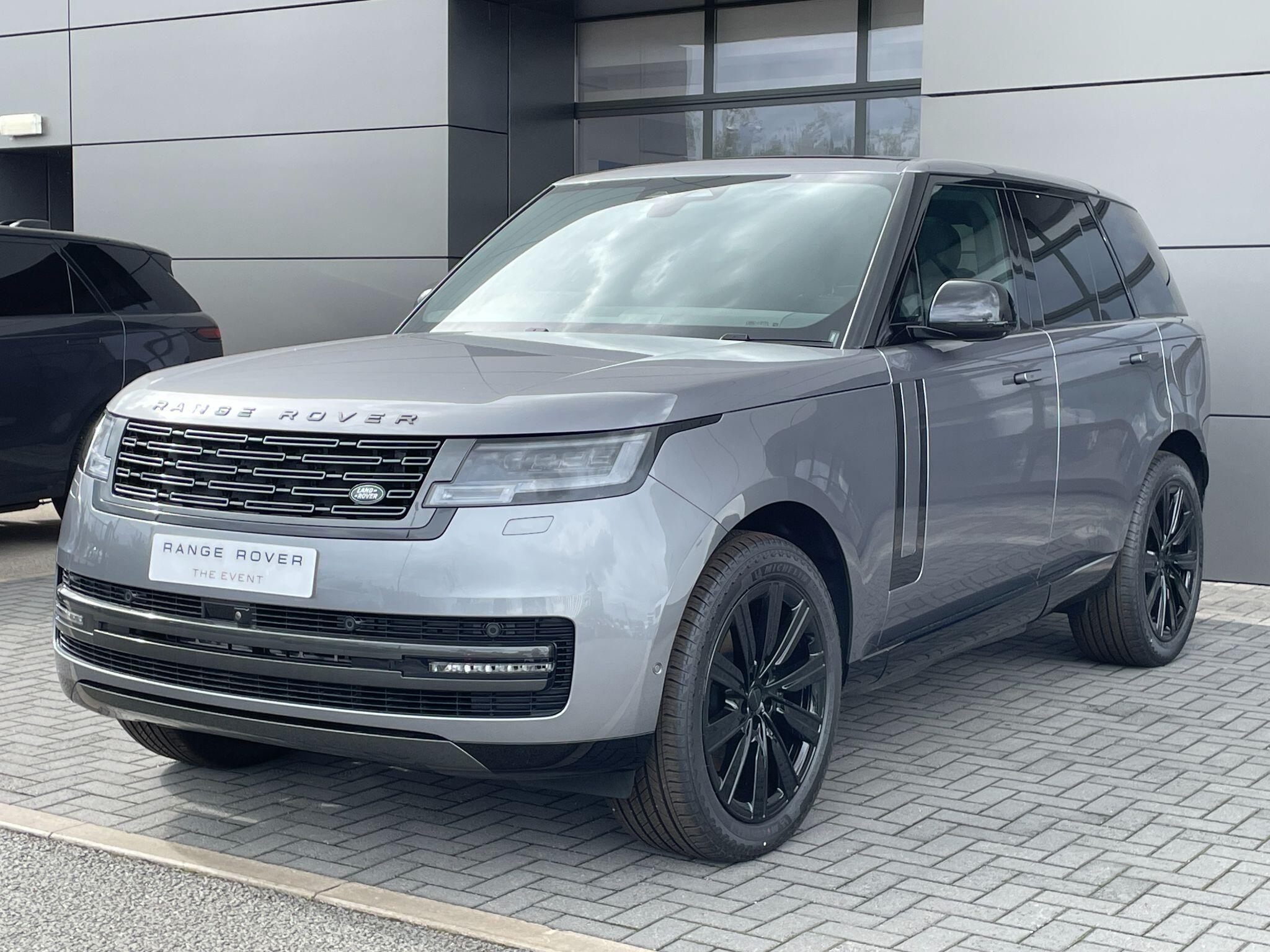 Land Rover Range Rover view 6