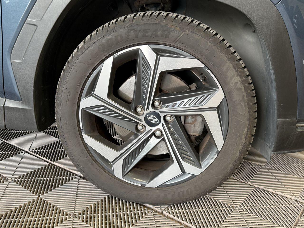 Hyundai Tucson view 19