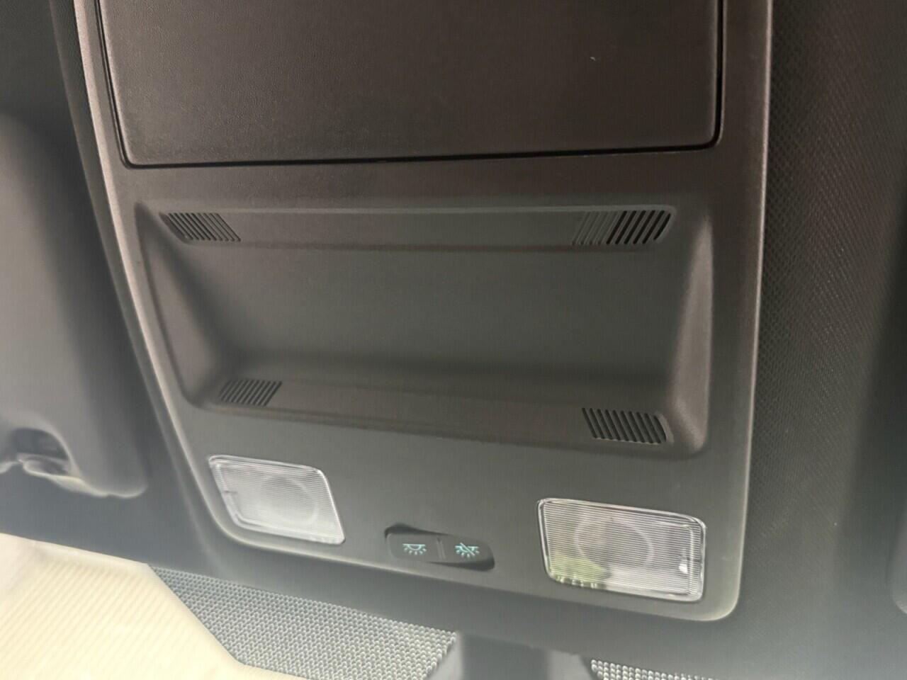 Ford Fiesta view 24