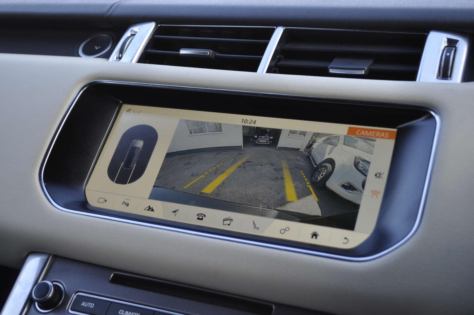 Land Rover Range Rover Sport view 18