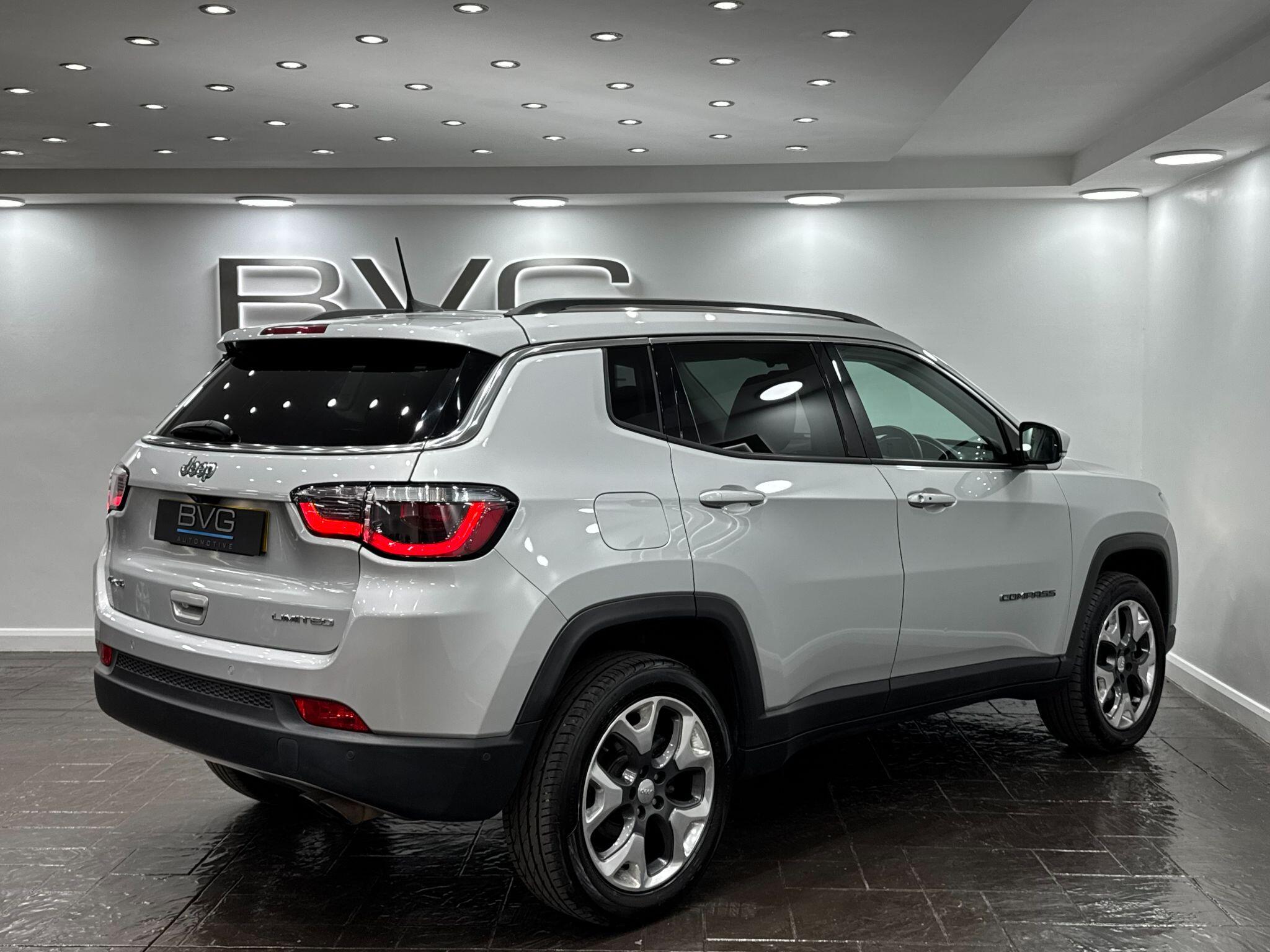 Jeep Compass view 11