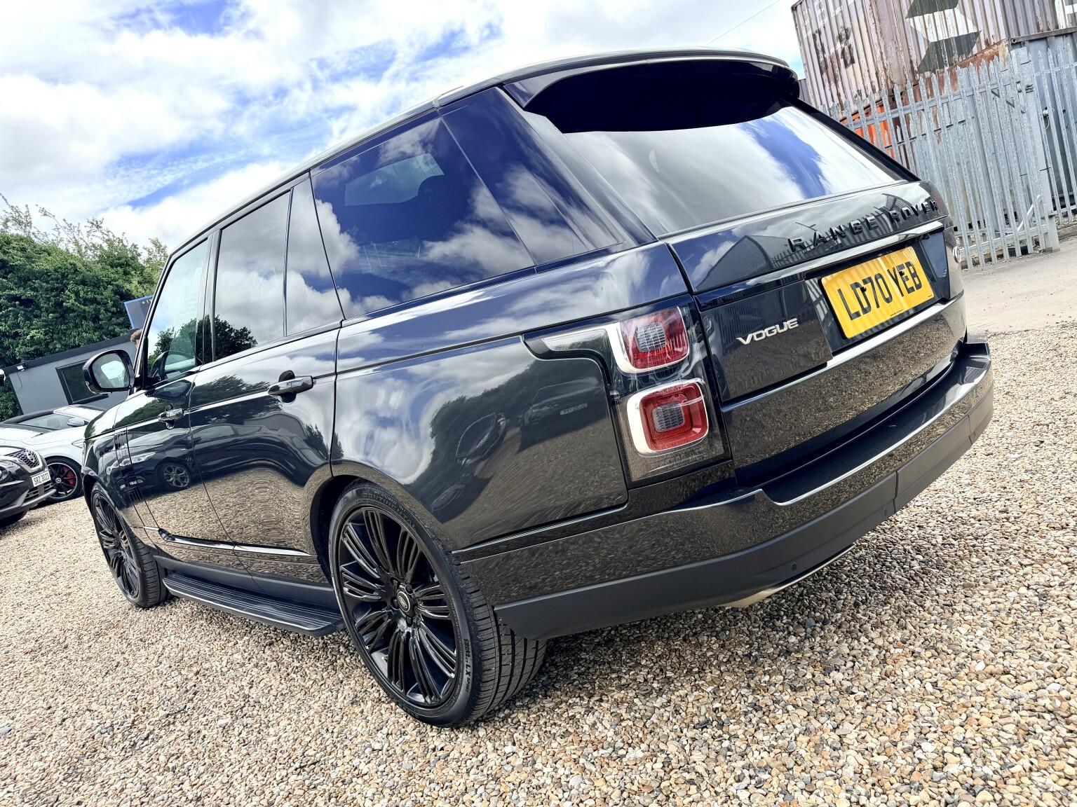 Land Rover Range Rover view 8