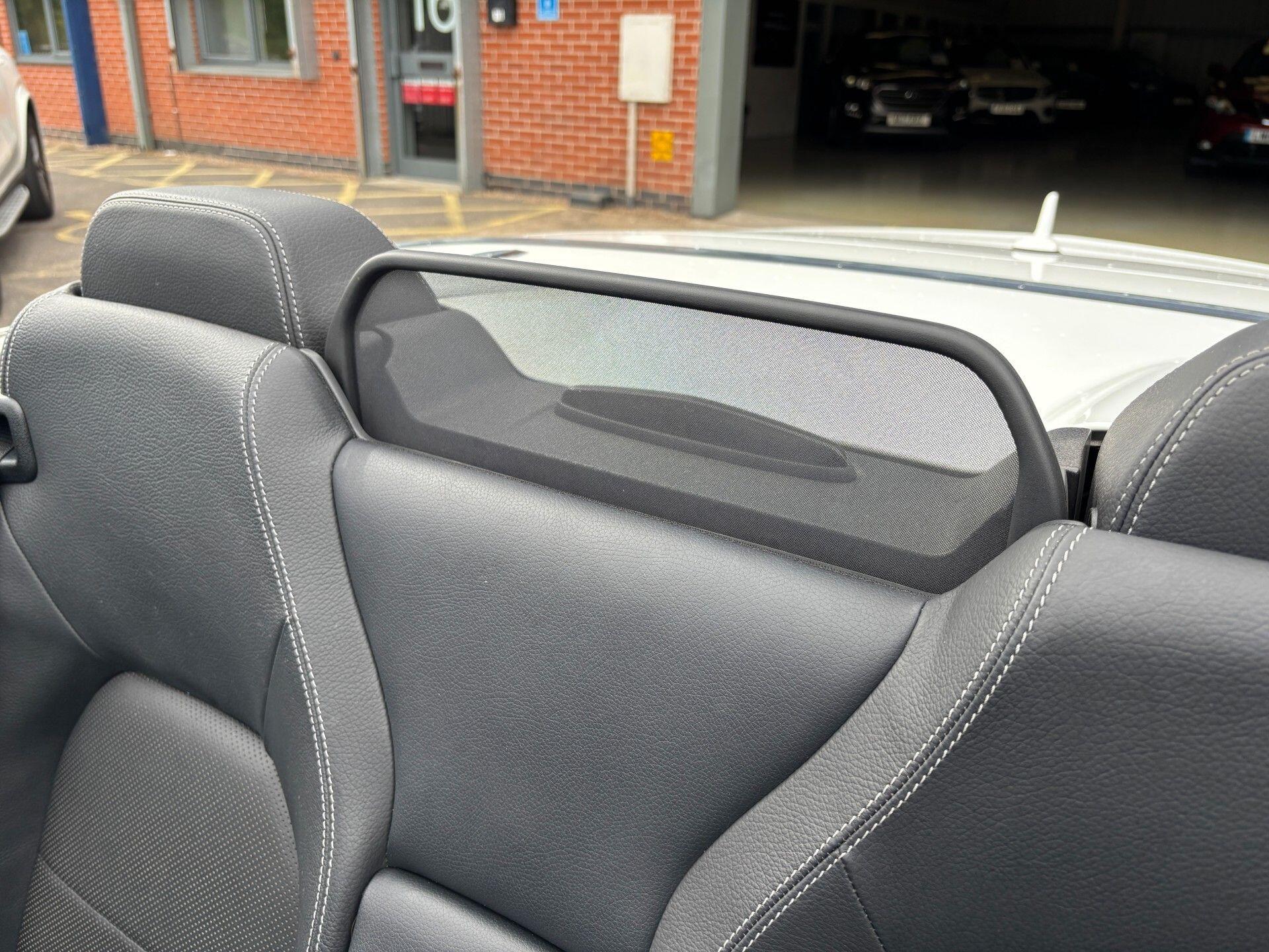 Mercedes-Benz E Class view 28