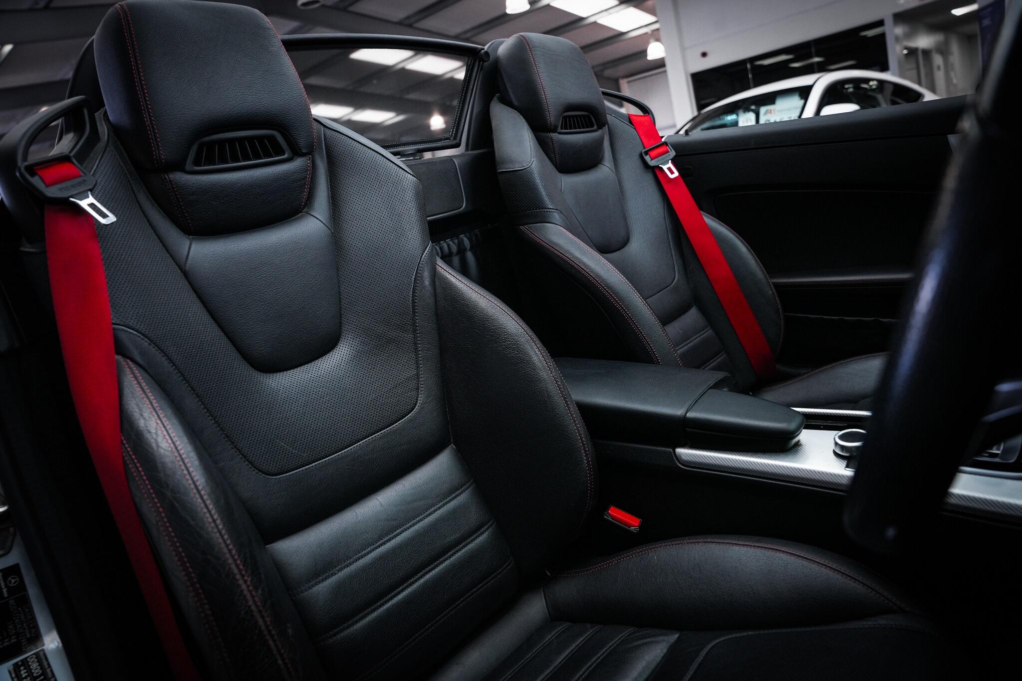 Mercedes-Benz SLC view 17