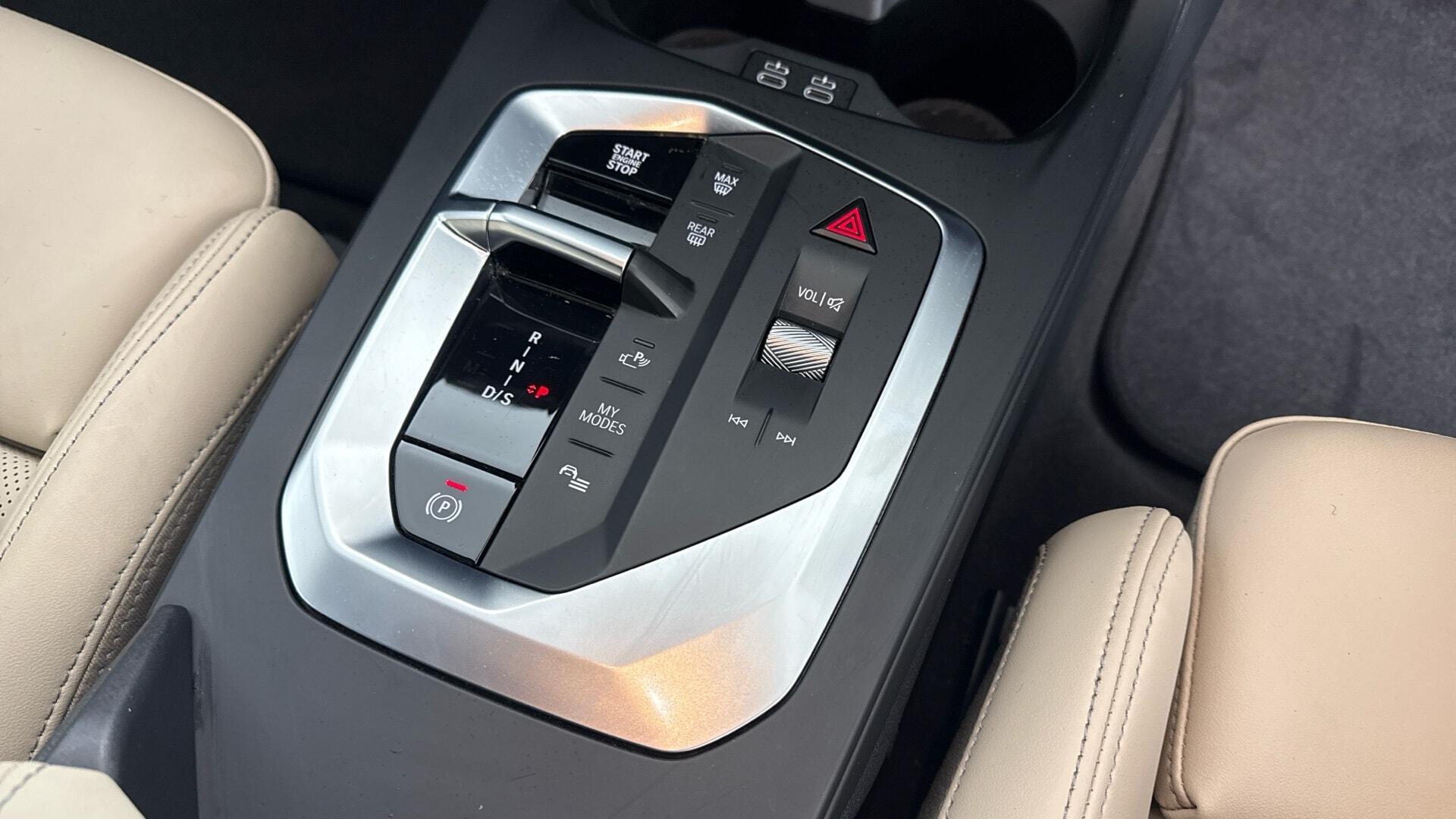 BMW 1 Series view 10