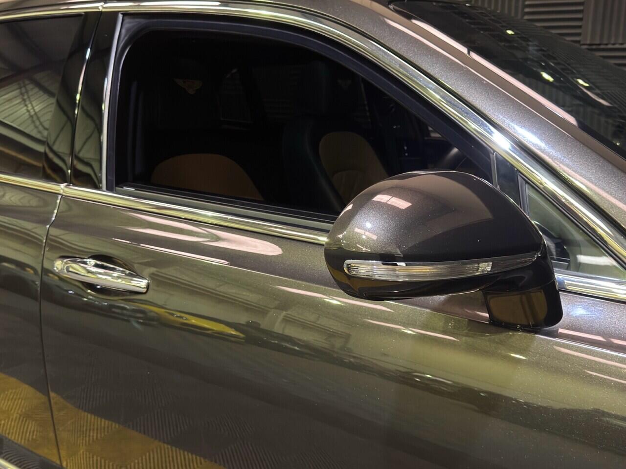 Bentley Mulsanne view 5