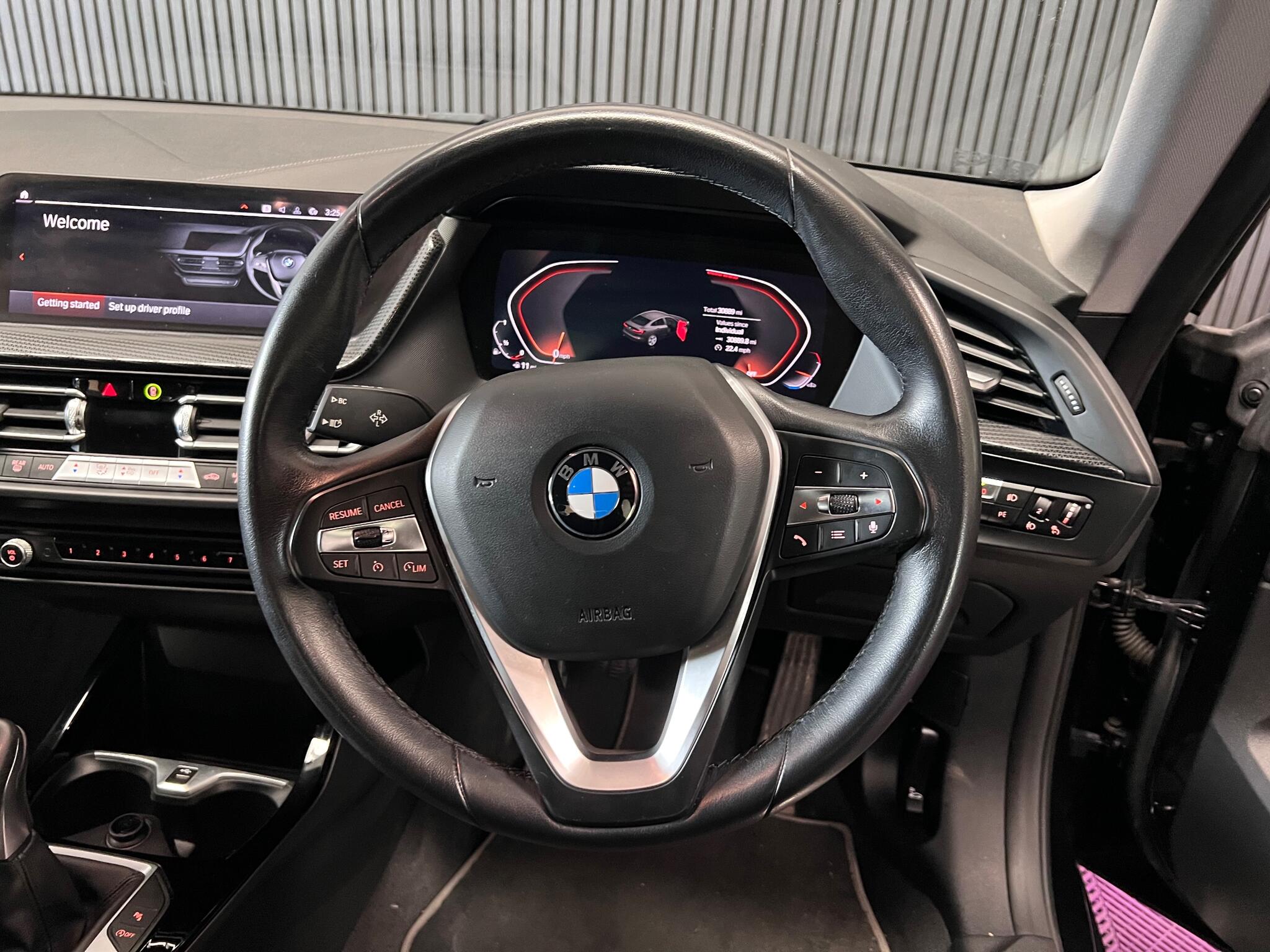 BMW 2 Series view 27