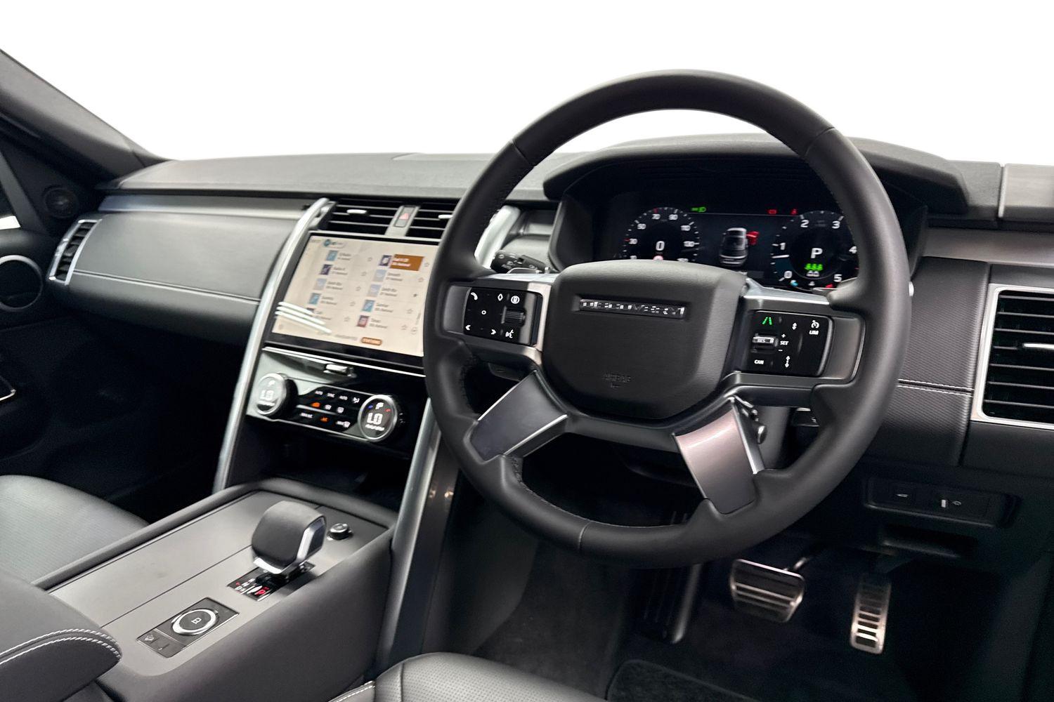 Land Rover Discovery view 8