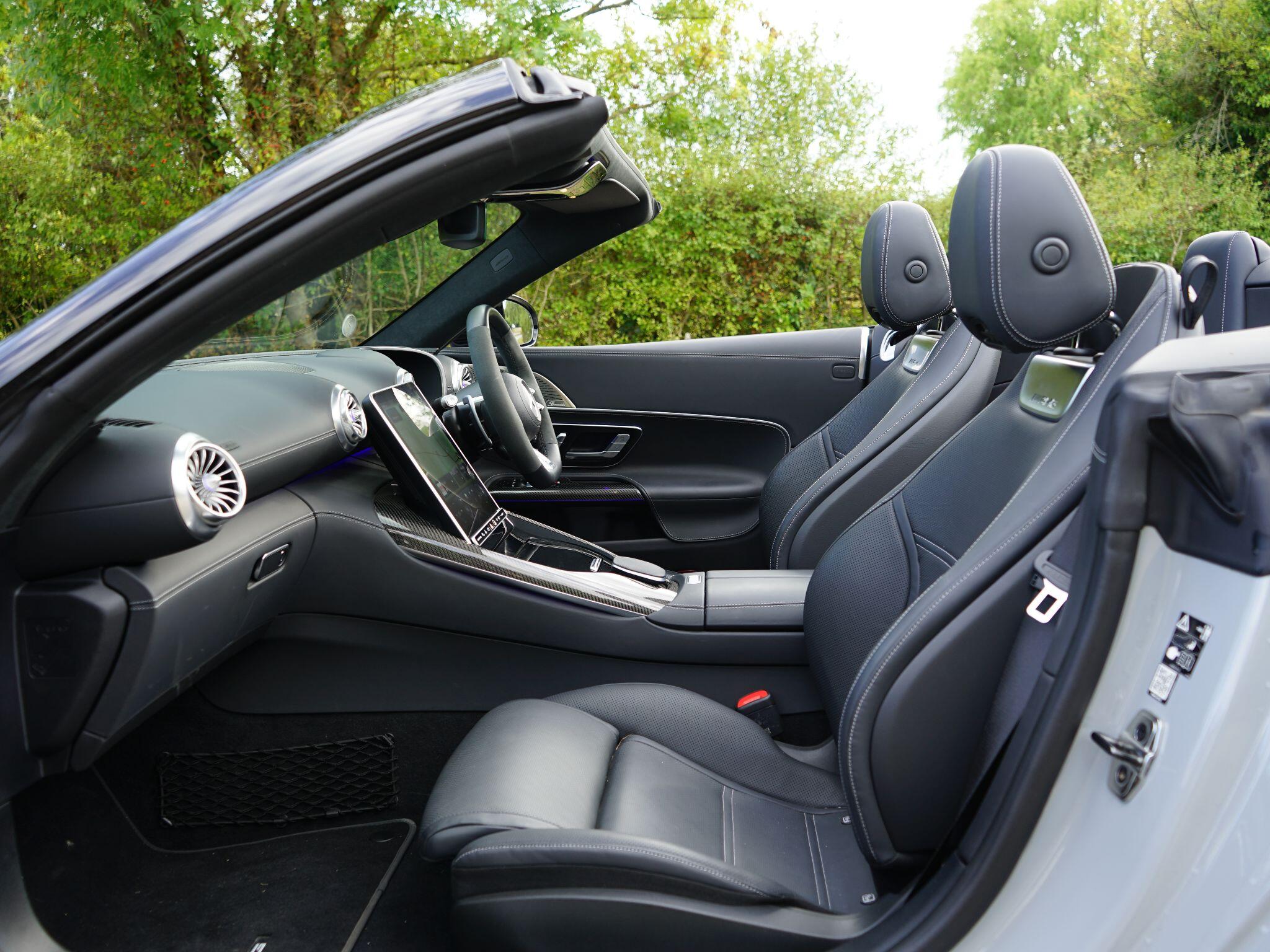 Mercedes-Benz SL view 3