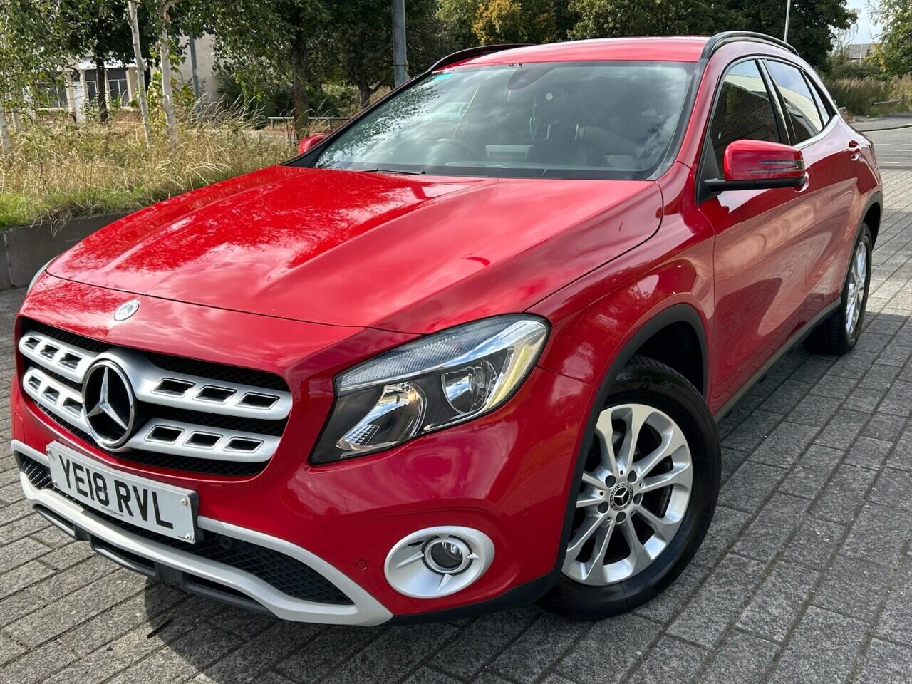 Mercedes-Benz GLA view 6