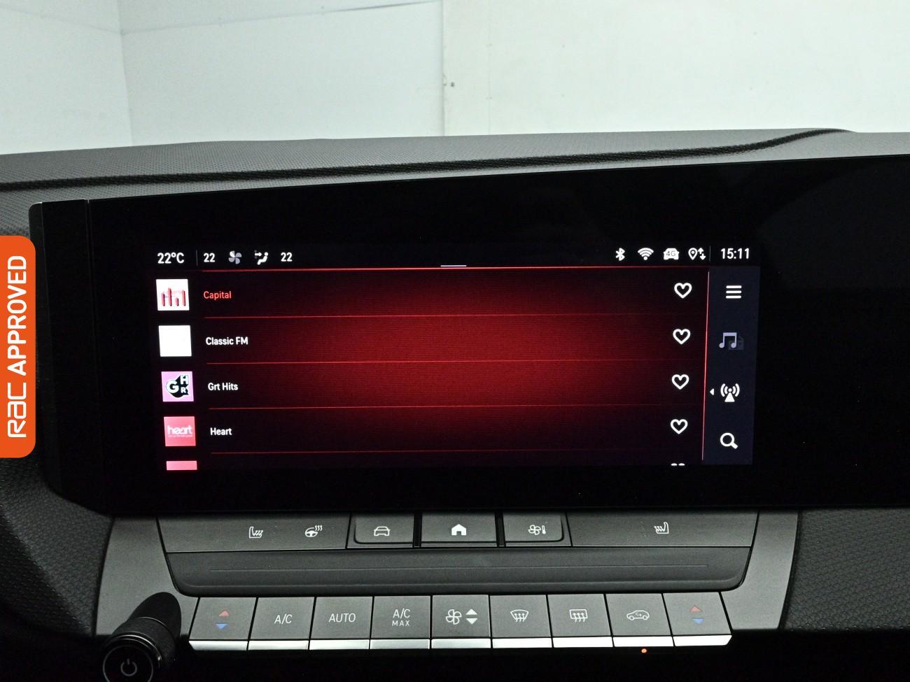 Vauxhall Astra view 14