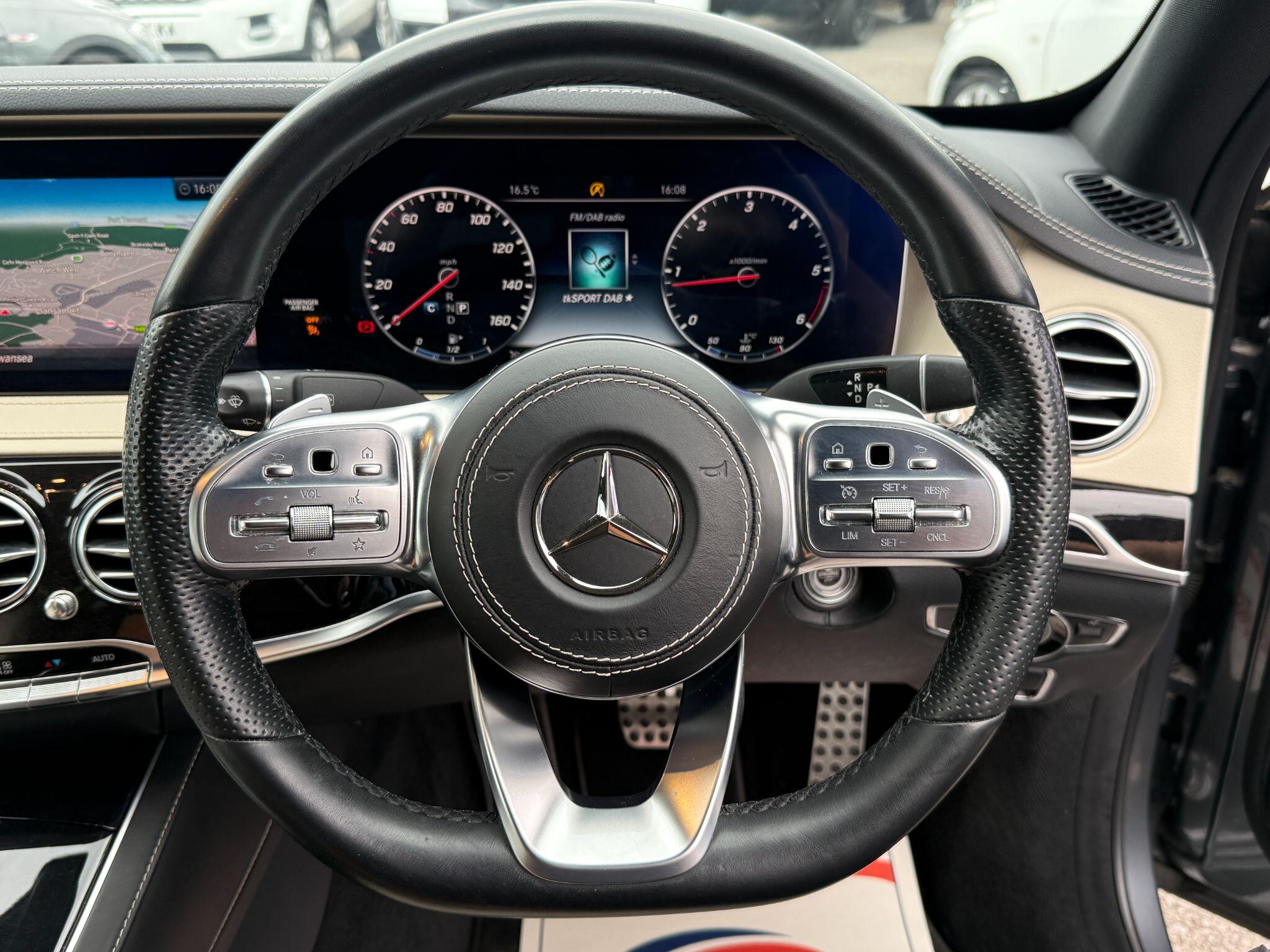 Mercedes-Benz S-Class view 21