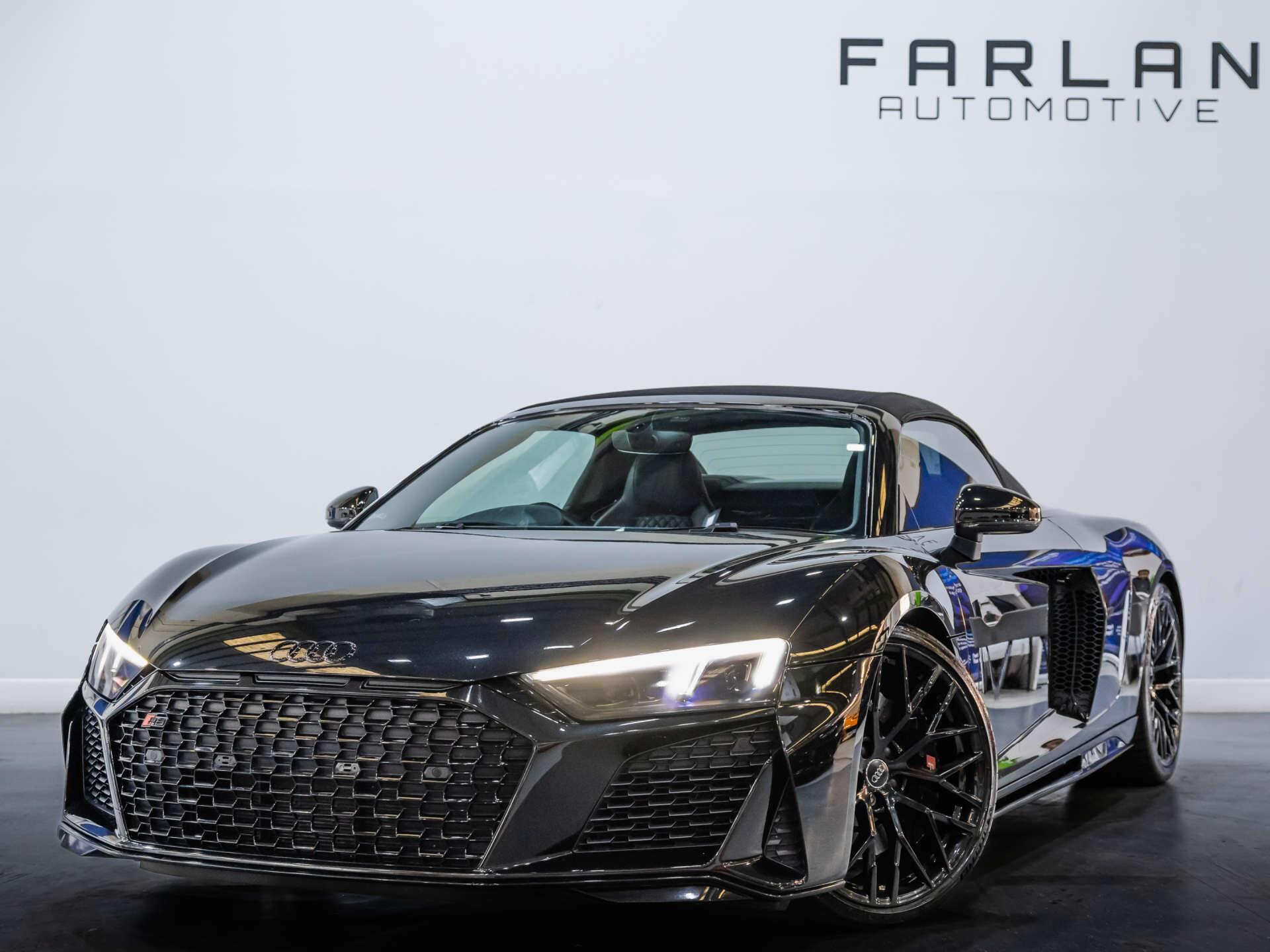 Audi R8 view 5
