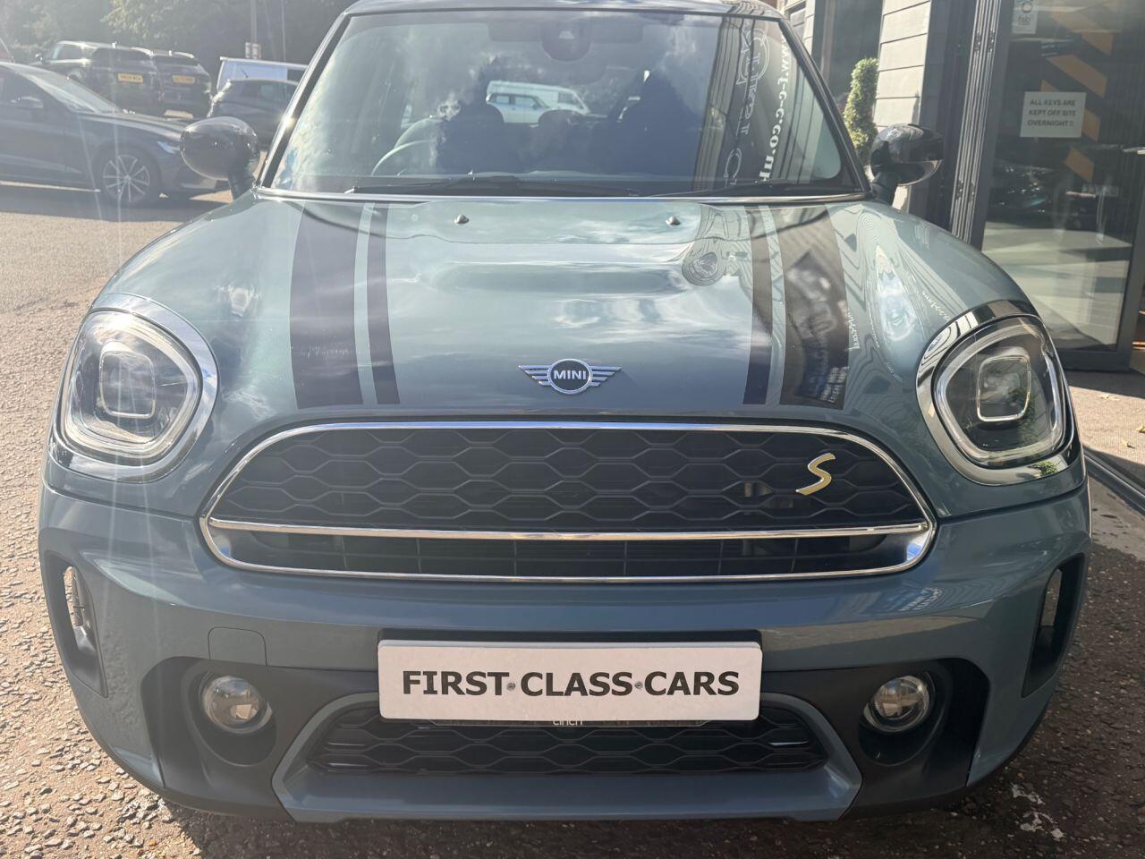 Mini Countryman view 4