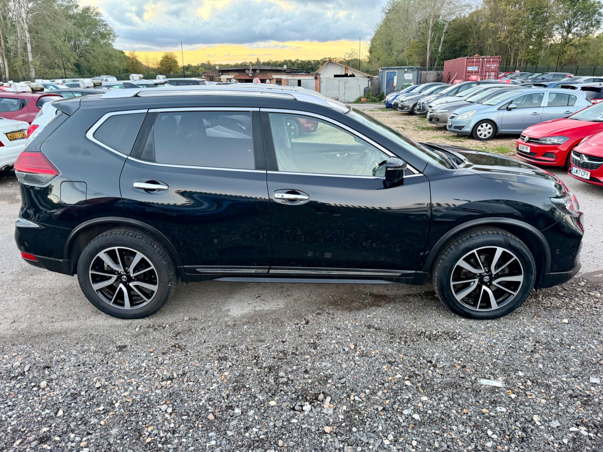 Nissan X-Trail view 19