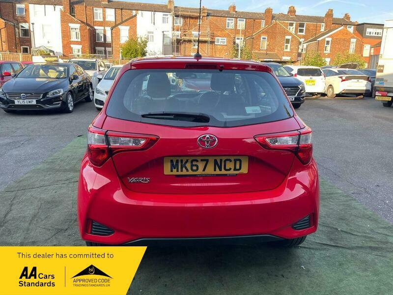 2017 Toyota Yaris 1.5 VVT-i Icon Euro 6 5dr • 37,180 miles image 13
