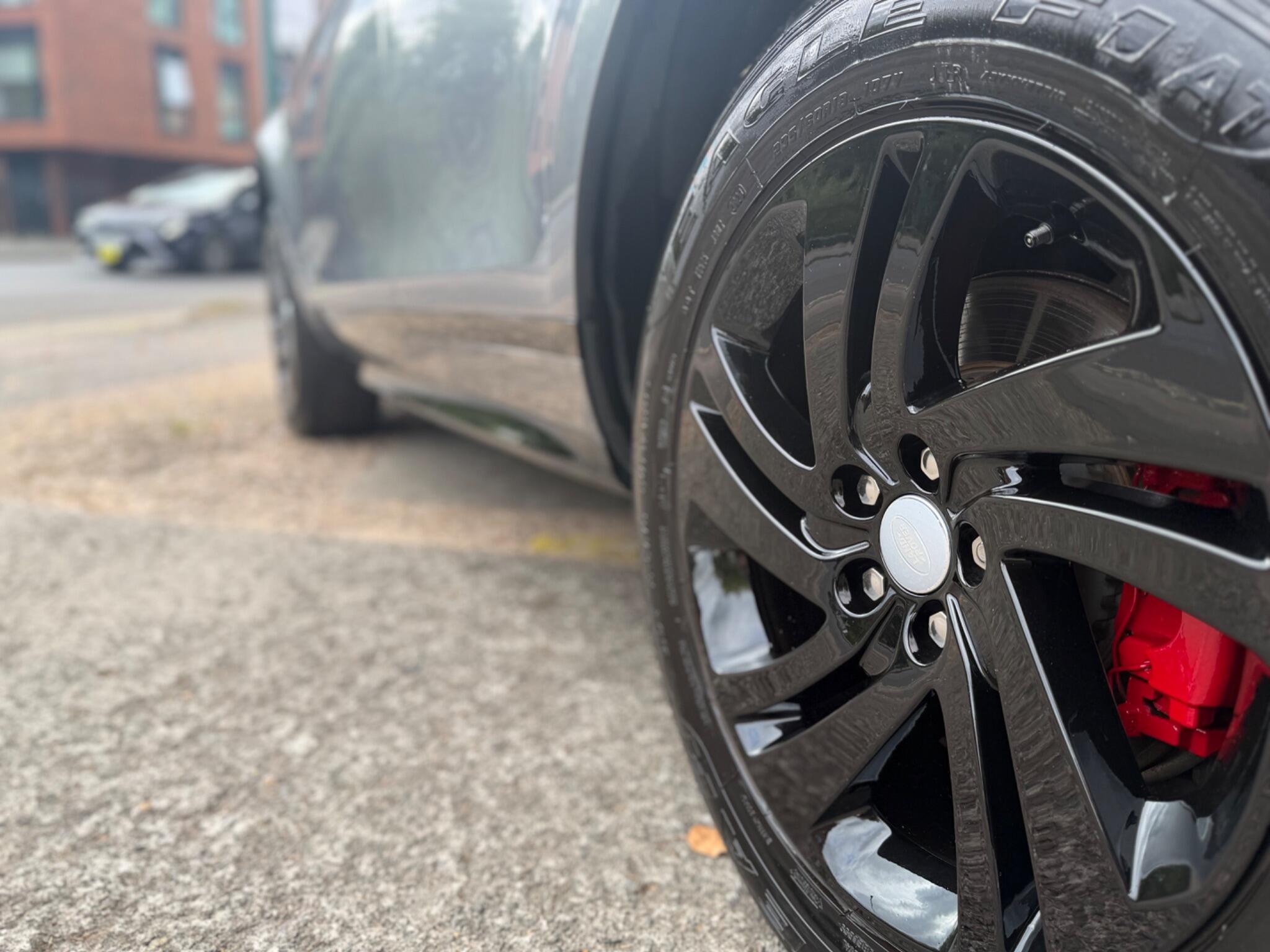 Land Rover Range Rover Evoque view 25