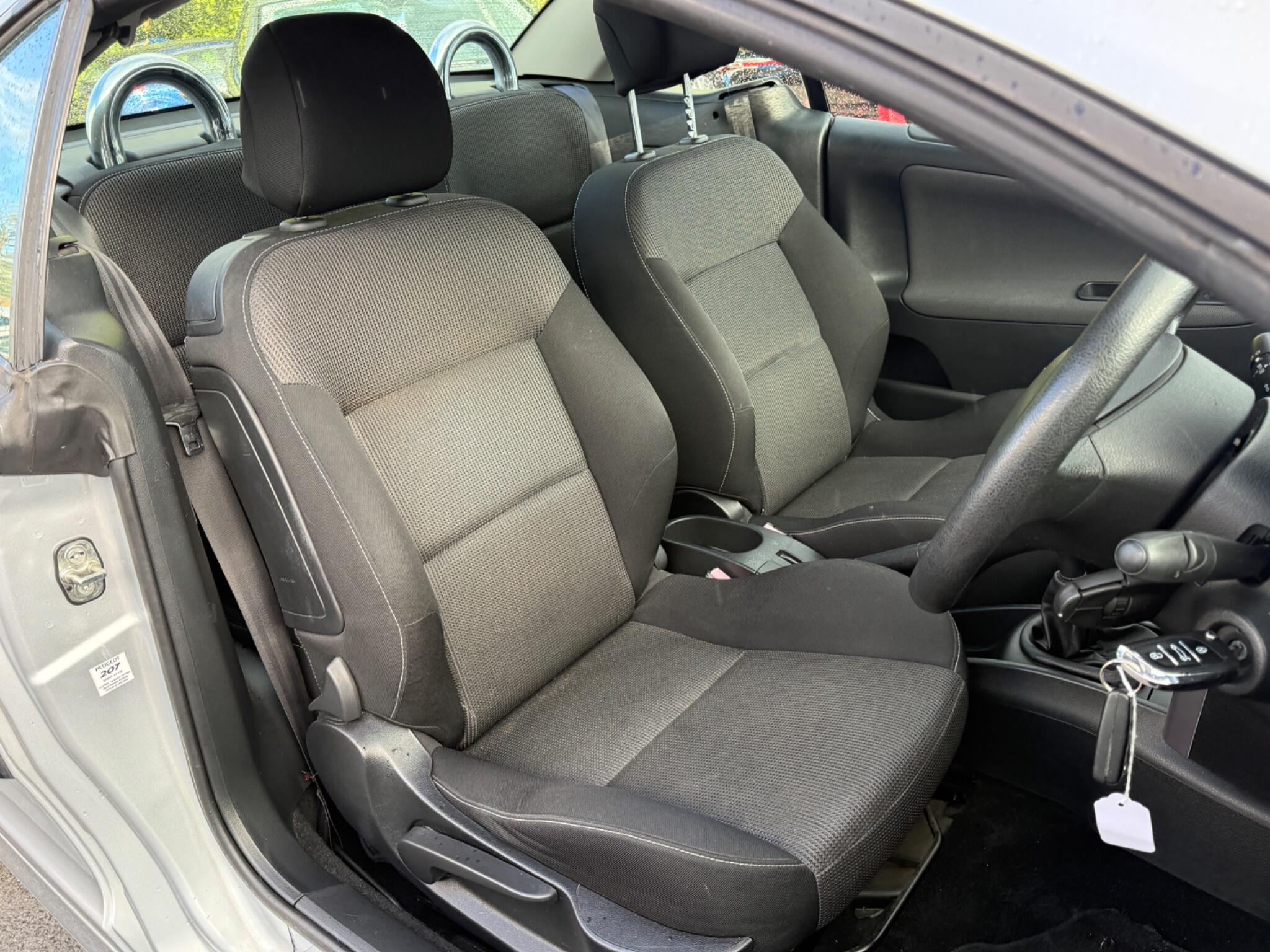 Peugeot 207 CC - Image 15