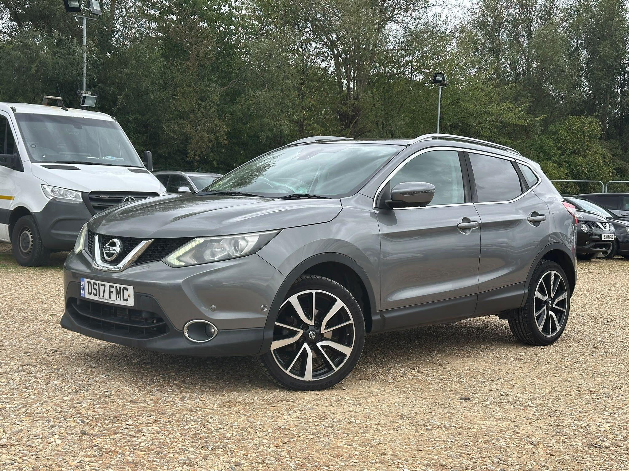 Nissan Qashqai view 2