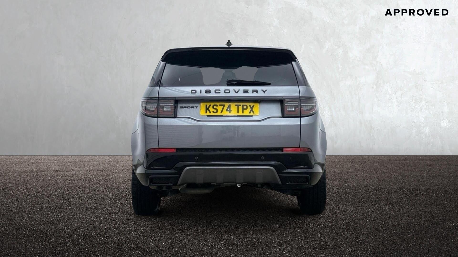 Land Rover Discovery Sport view 6