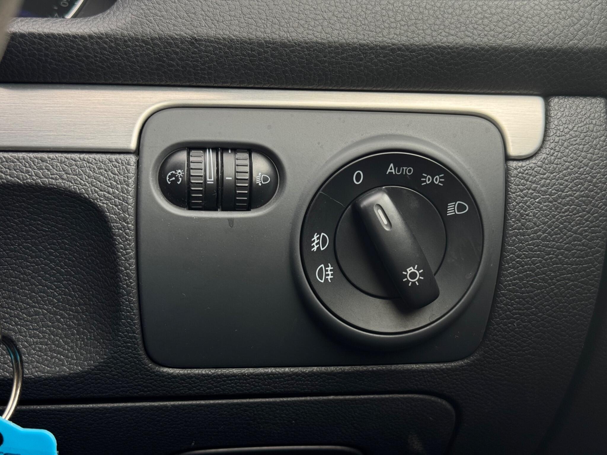 Volkswagen Golf view 41