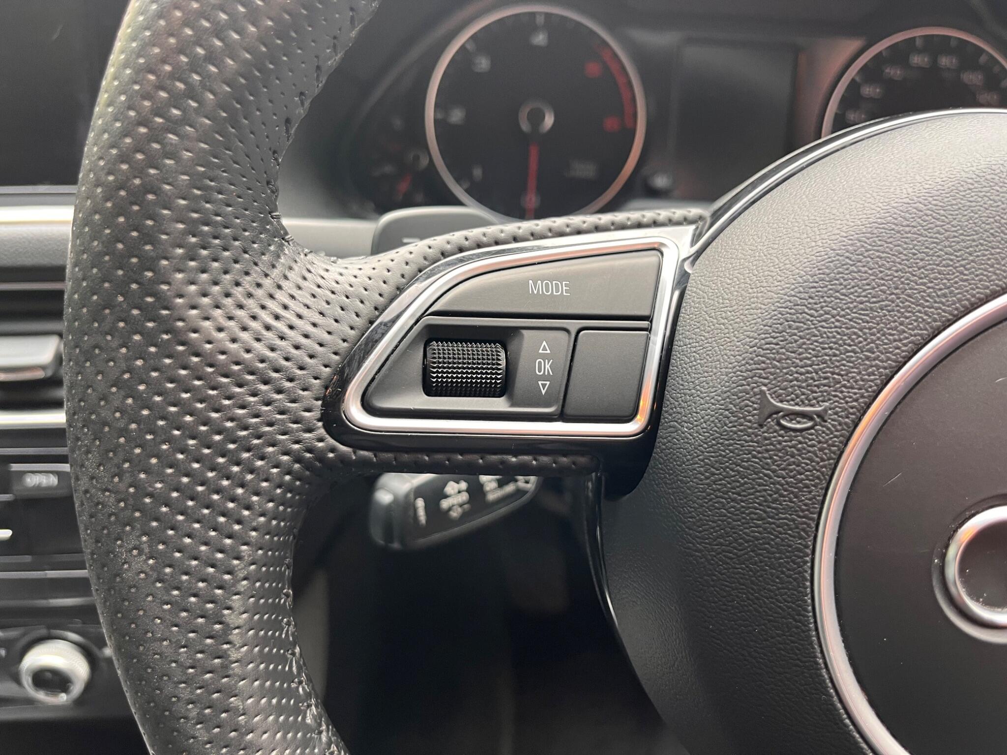 Audi Q5 view 26
