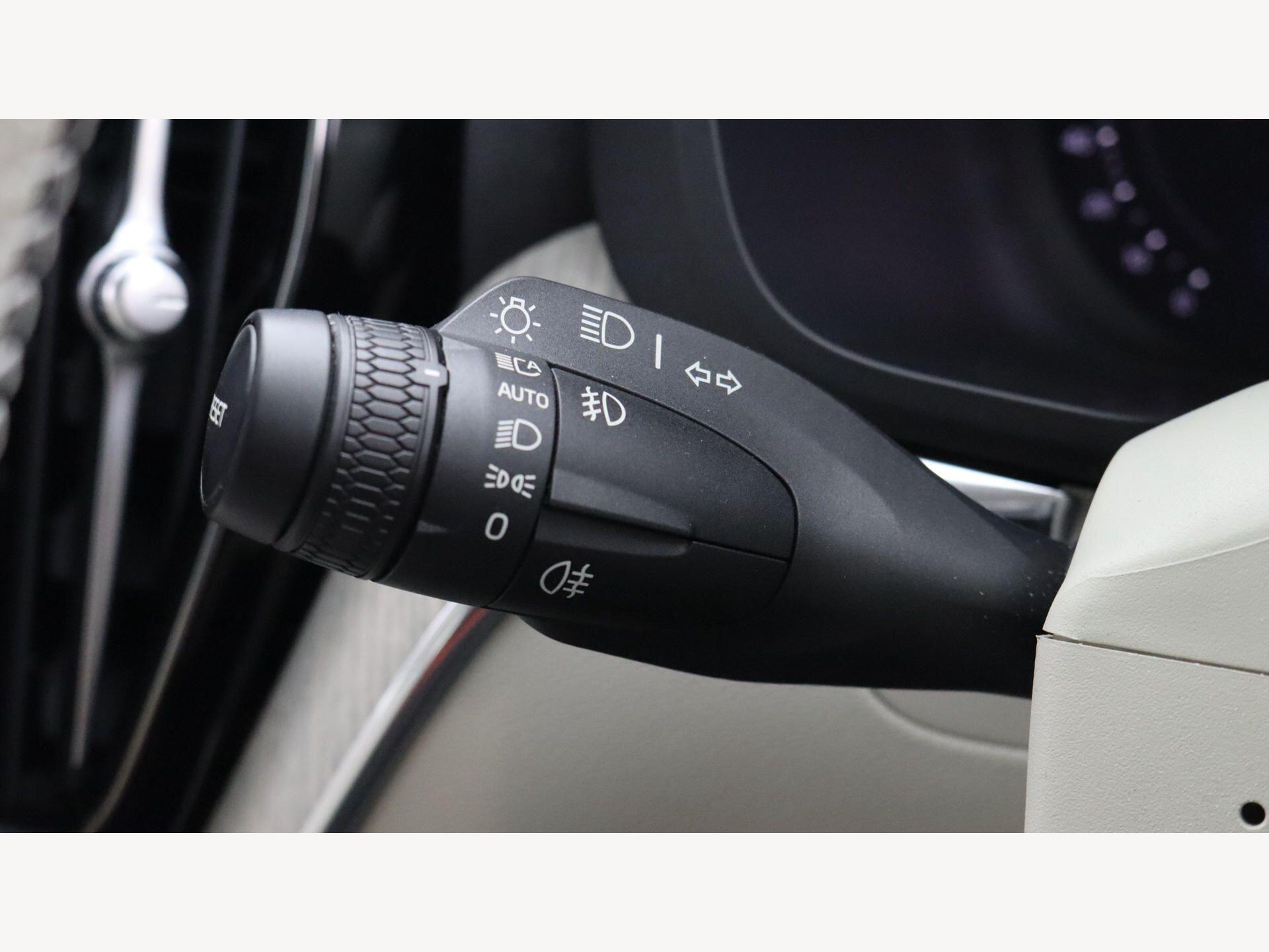 Volvo XC60 view 20