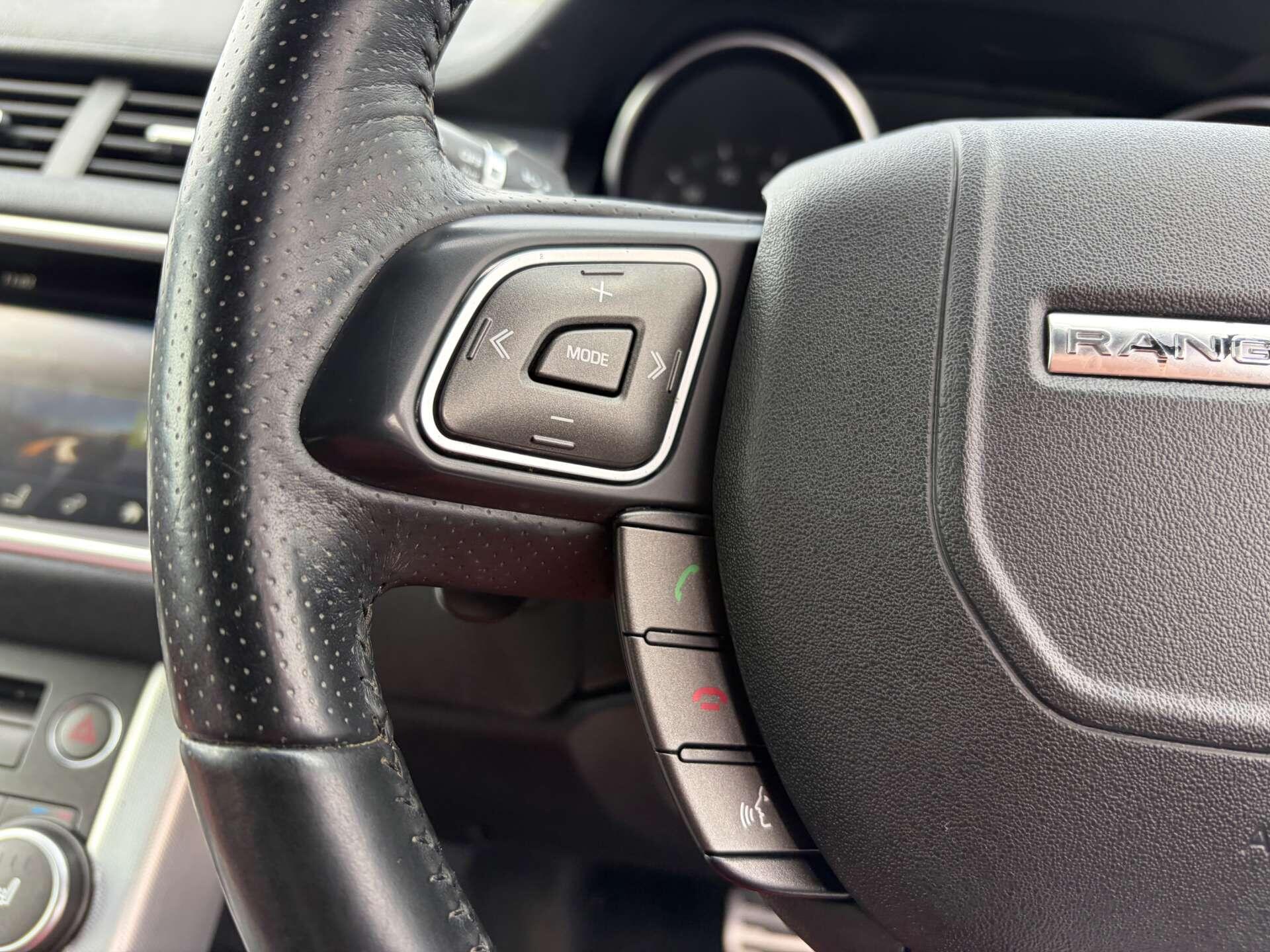 Land Rover Range Rover Evoque view 39