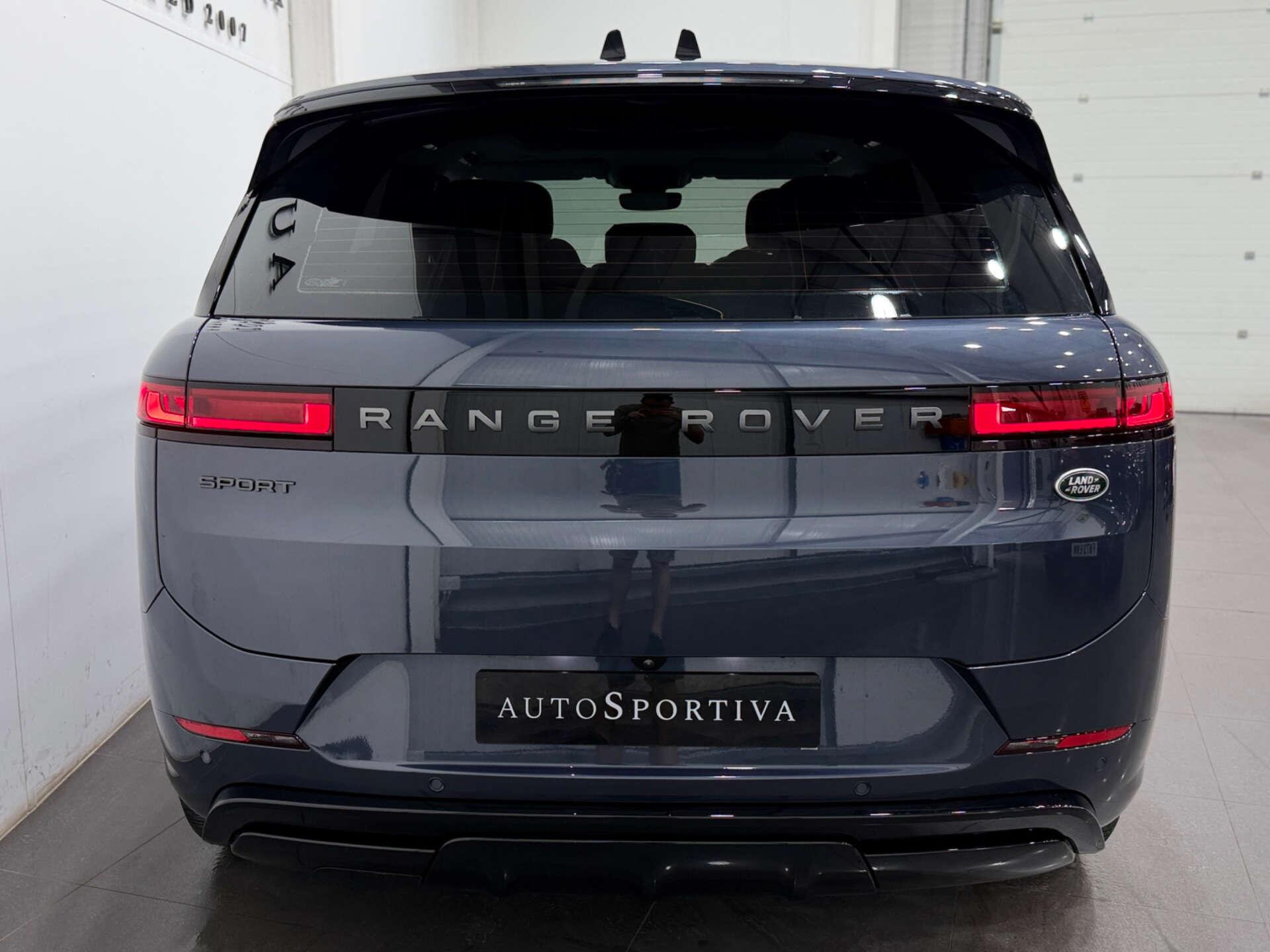 Land Rover Range Rover Sport view 7