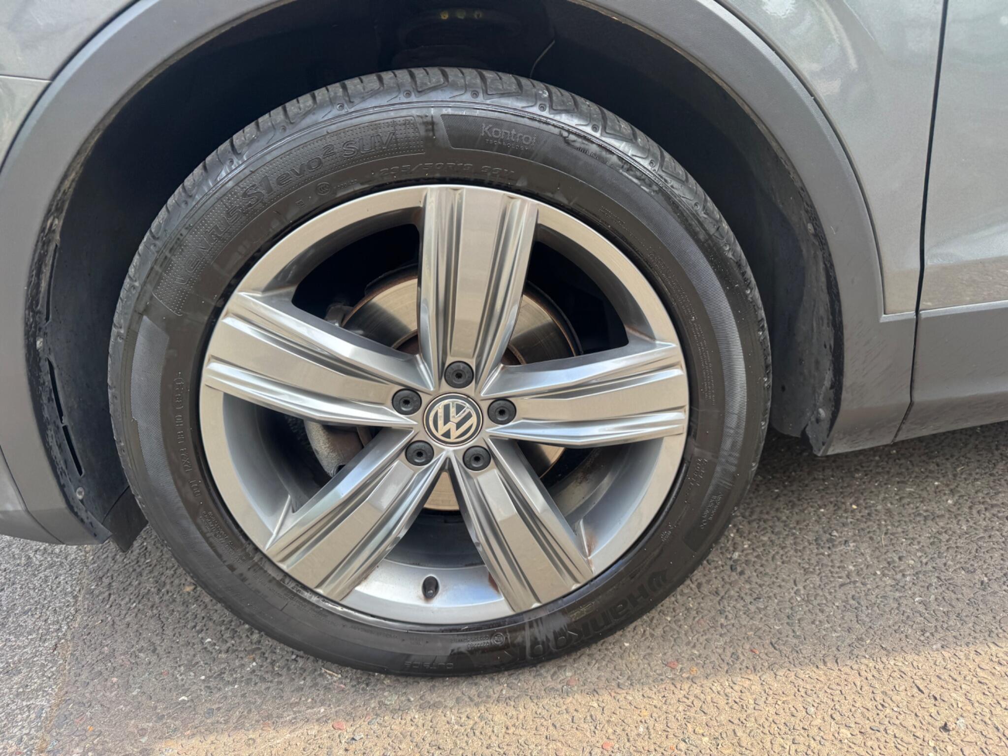 Volkswagen Tiguan view 47