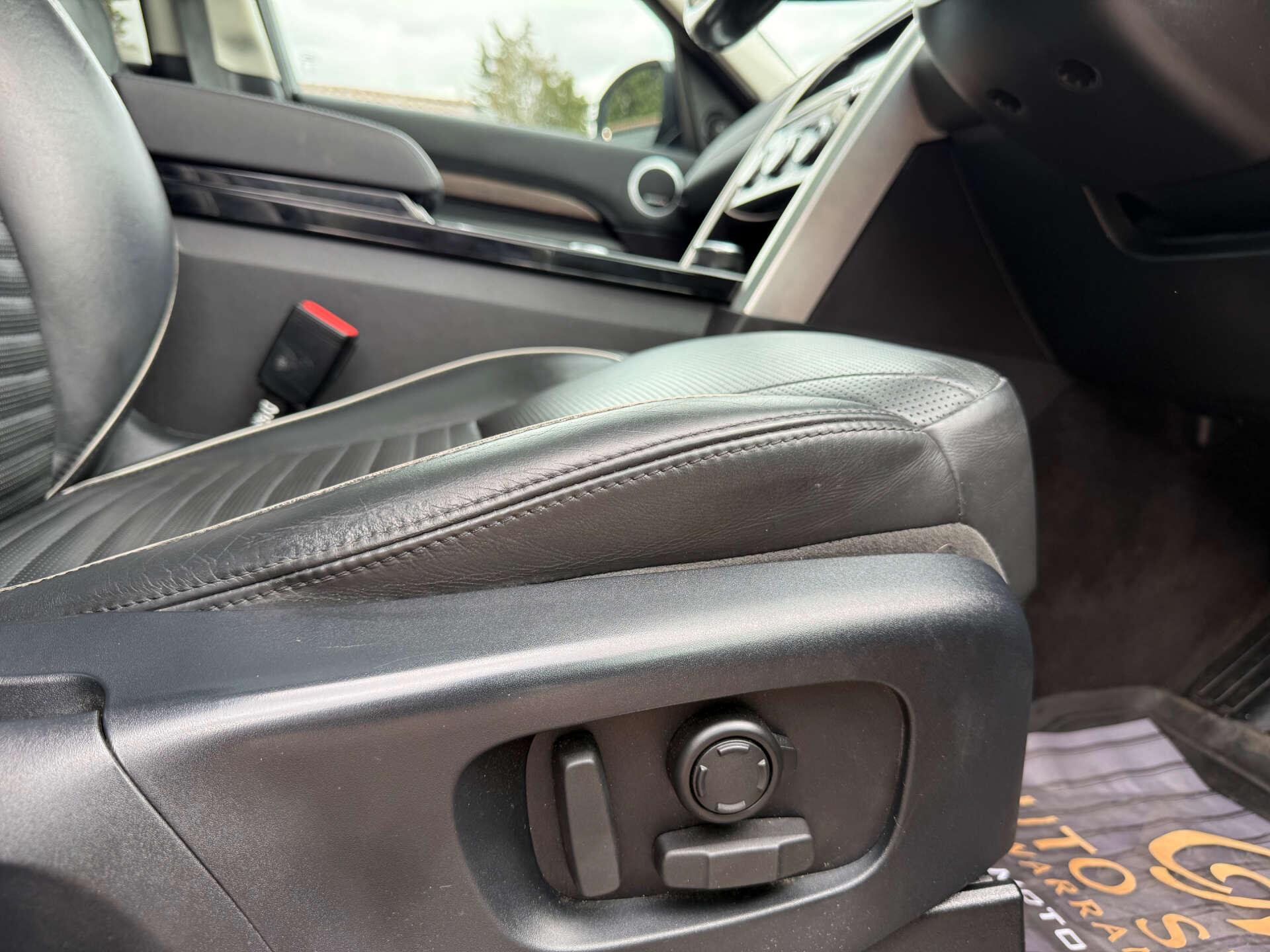 Land Rover Discovery view 49