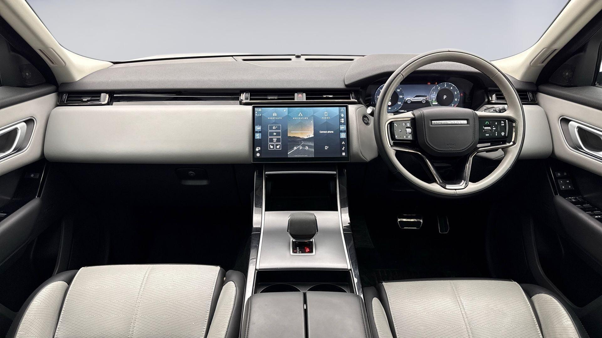 Land Rover Range Rover Velar view 9