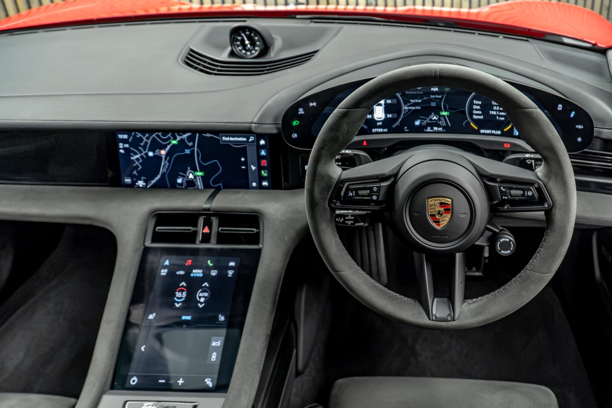 Porsche Taycan view 26