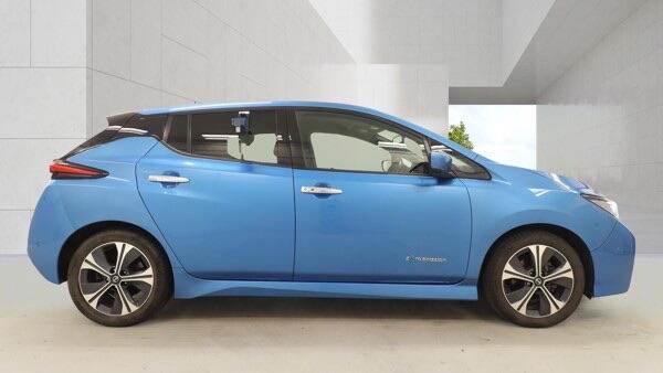 Nissan Leaf view 7