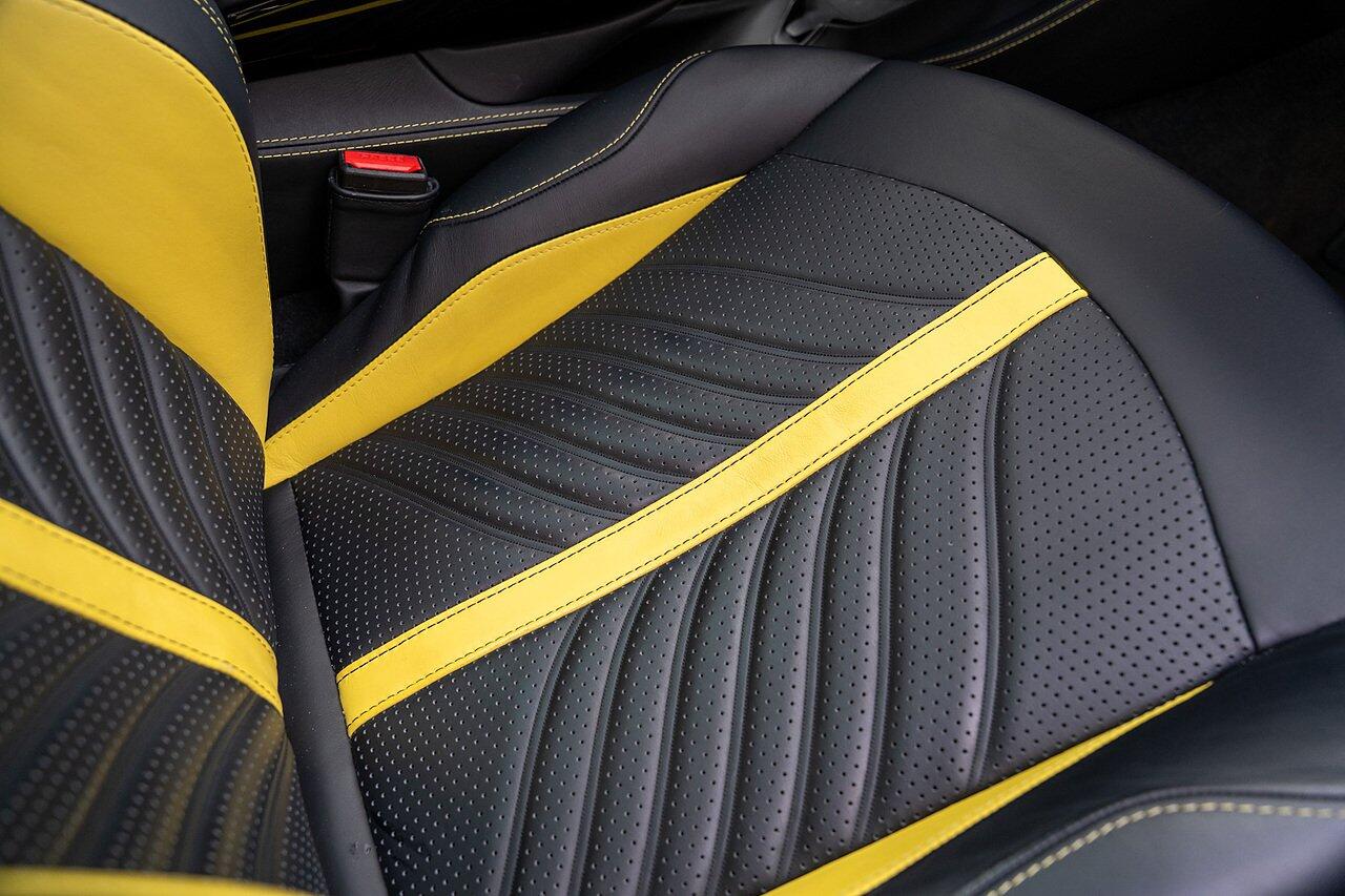 Aston Martin DBX view 51