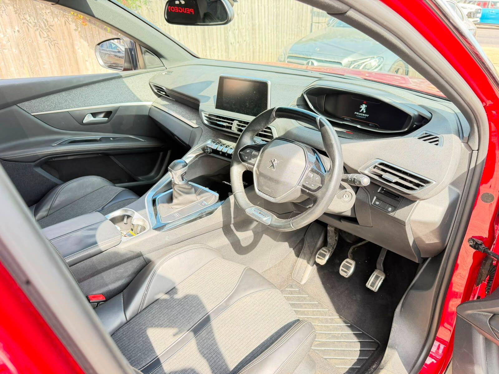Peugeot 3008 view 30